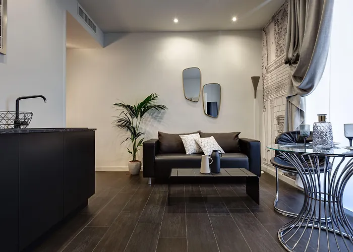 Intown Luxury House
