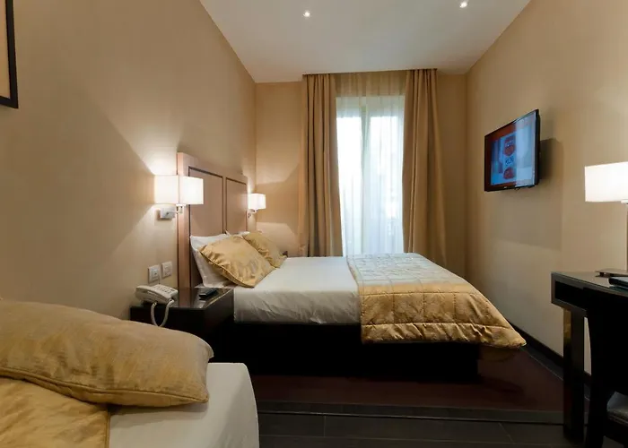 Intown Luxury House 3*